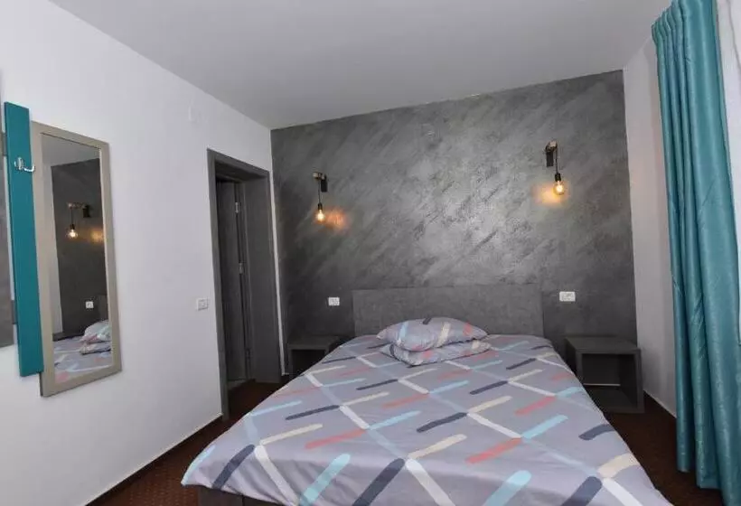 Majatalo Casa Natalia Bușteni