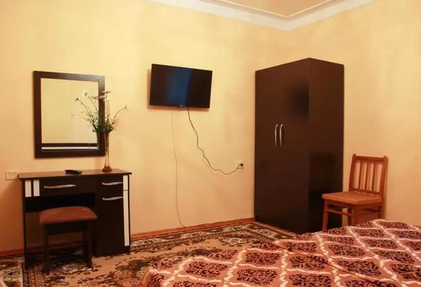 تختخواب و صبحانه Van Garden