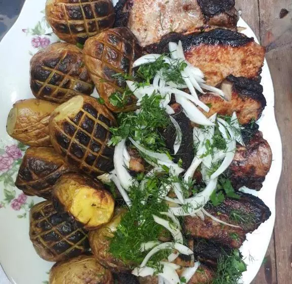 تختخواب و صبحانه Van Garden