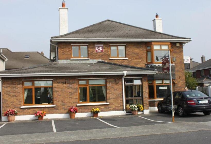 Gardenfield House Bed & Breakfast H91vh02