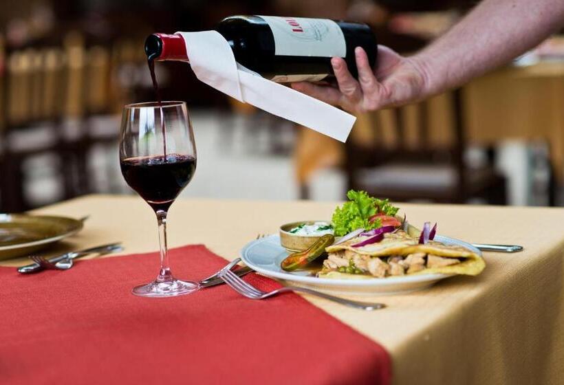 酒店 Zselicvölgy Szabadidőfarm