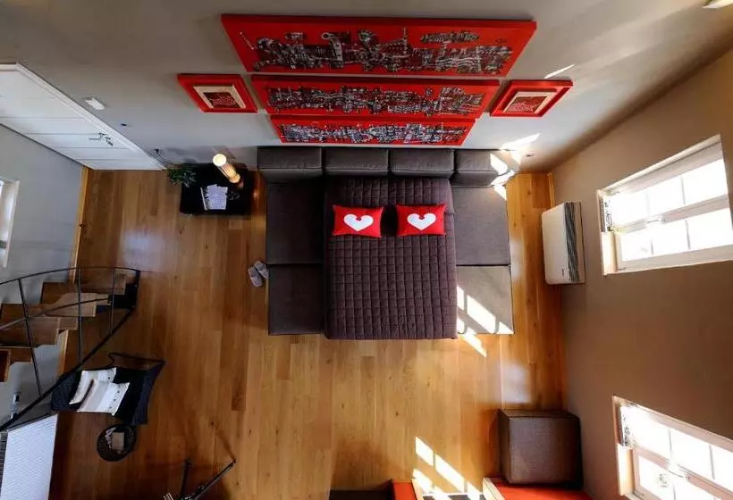 تختخواب و صبحانه Klinec Plešivo Art Rooms