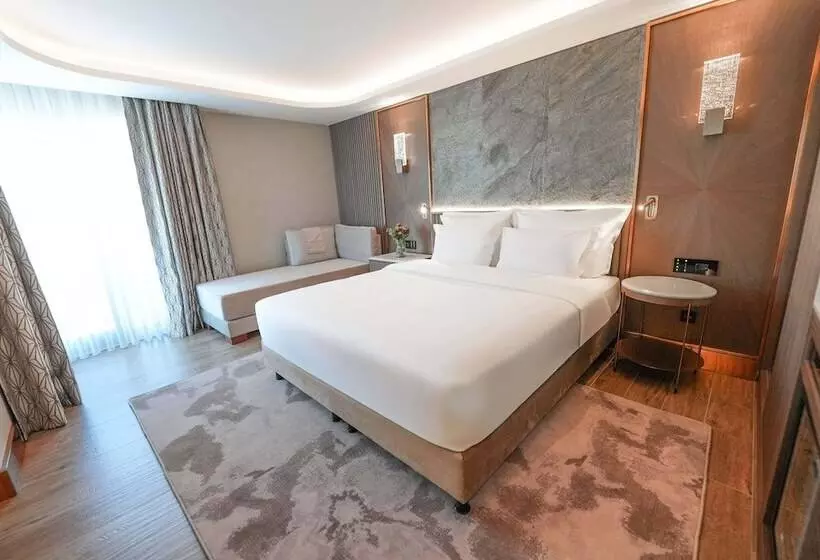 Boreas Hotel, Trademark Collection By Wyndham