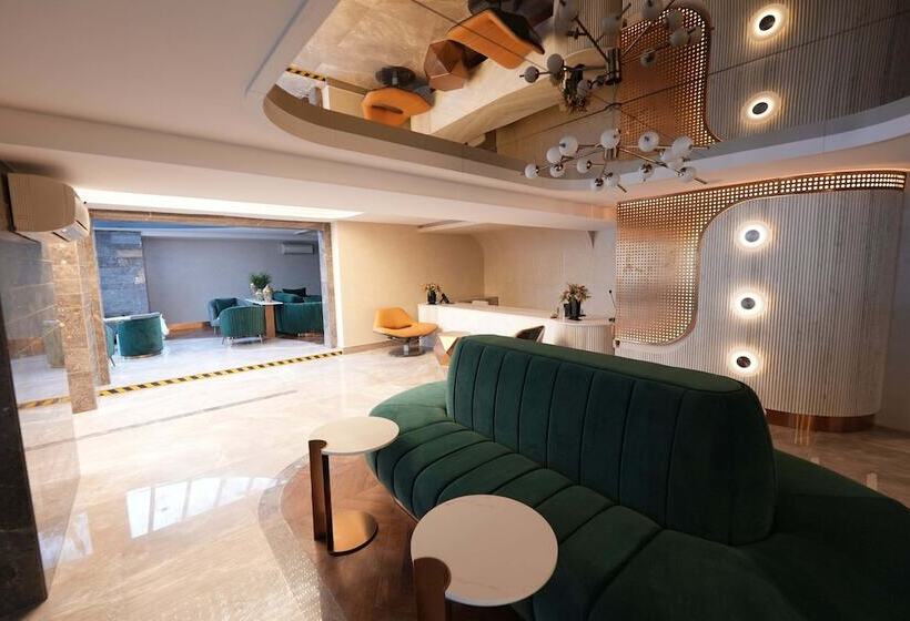 Boreas Hotel, Trademark Collection By Wyndham