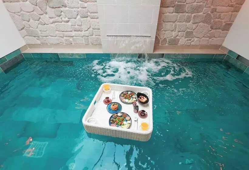 Boreas Hotel, Trademark Collection By Wyndham