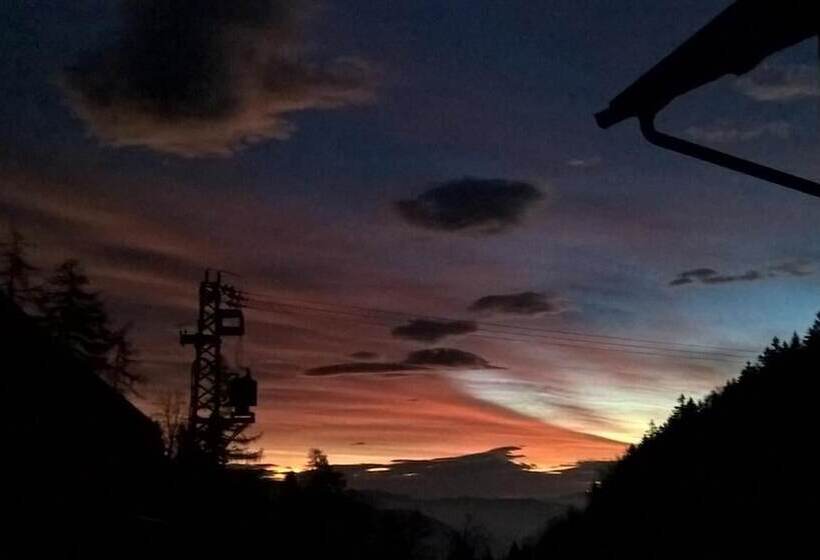 تختخواب و صبحانه Tourist Farm Pr Dovar