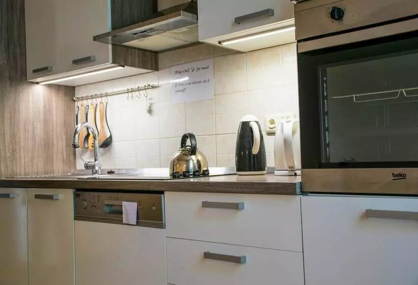 C   Punkt Hostel