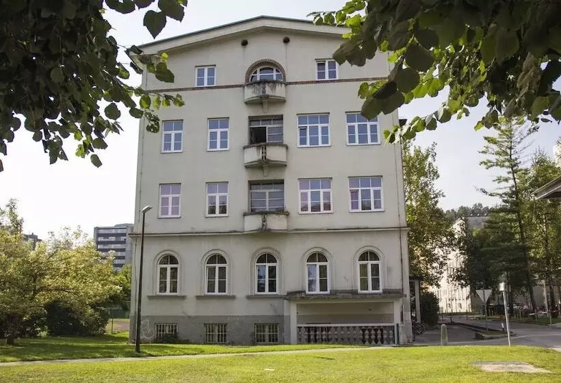 C   Punkt Hostel