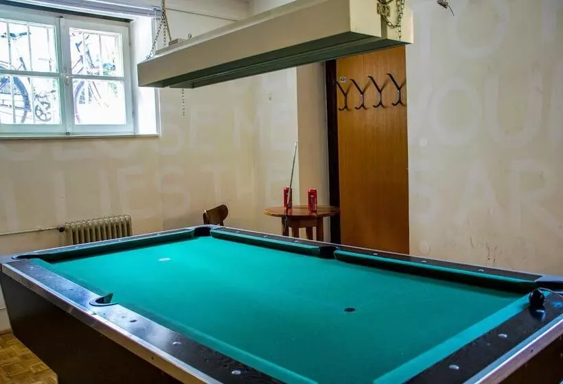 C   Punkt Hostel