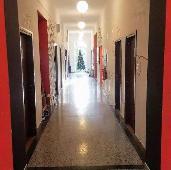 C   Punkt Hostel