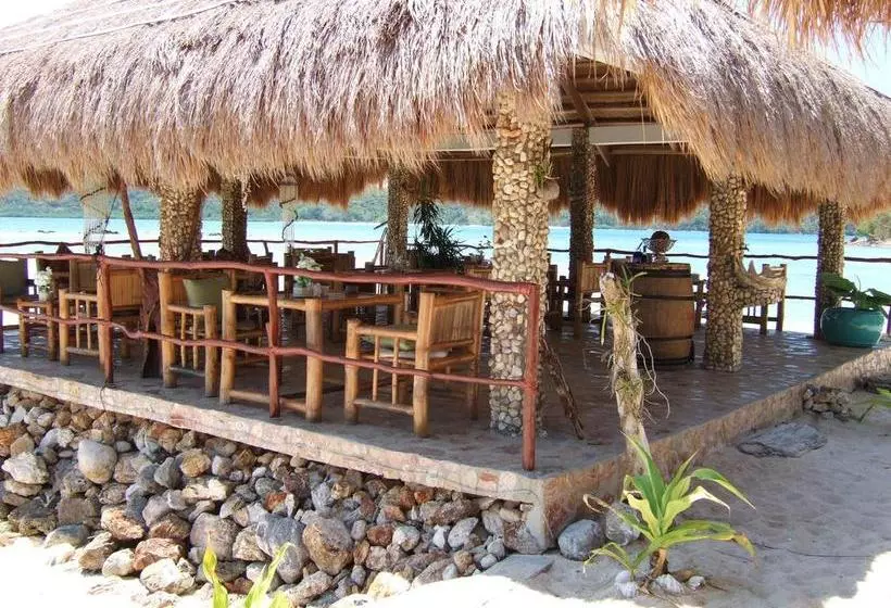 Coral Bay Beach And Dive Resort