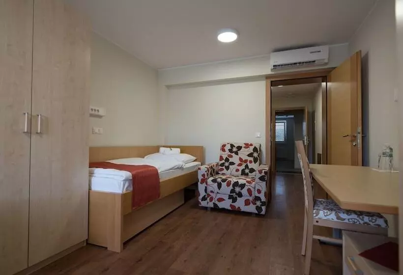 Hostel M