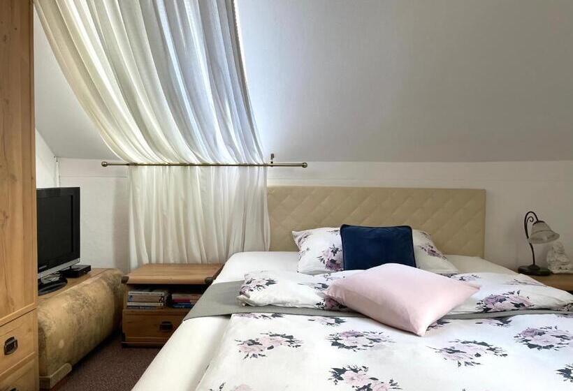 Отель Art Pension Dans Le Parc