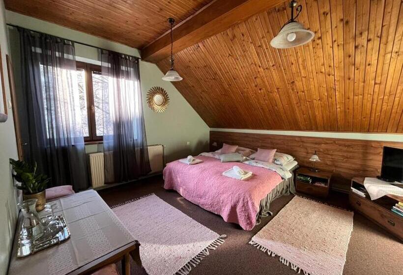 Отель Art Pension Dans Le Parc