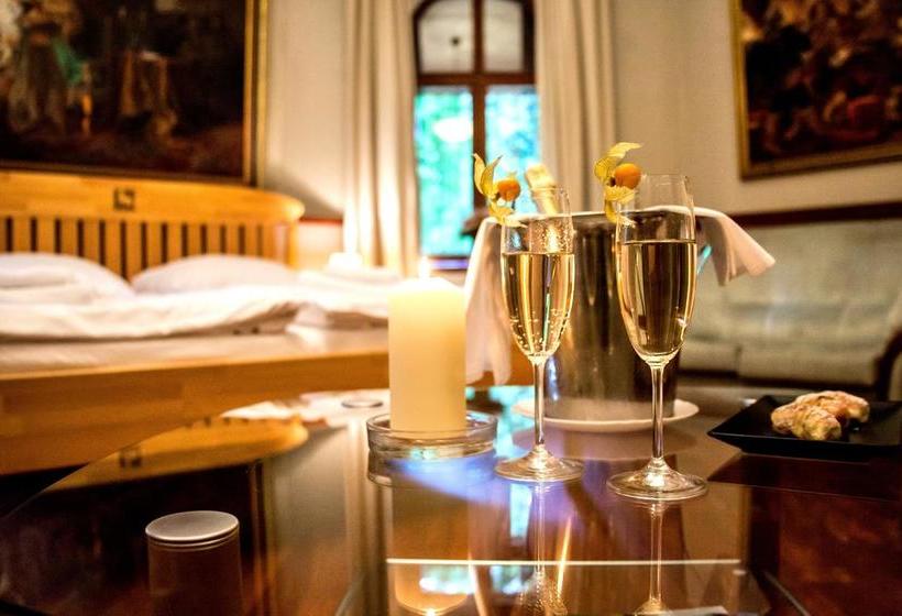 Hotel Kaštieľ Mojmírovce