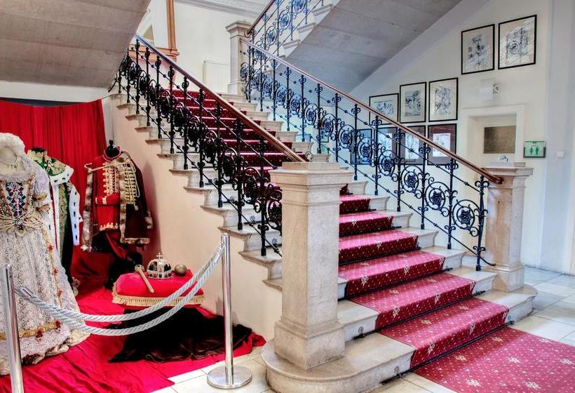 Hotel Kaštieľ Mojmírovce