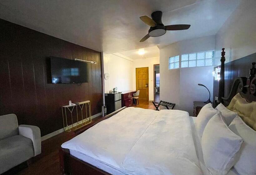 Montani Beach Resort Puerto Galera Powered By Cocotel