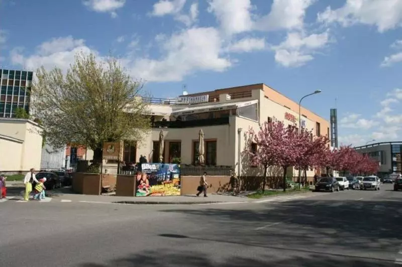 Hotelli Oko