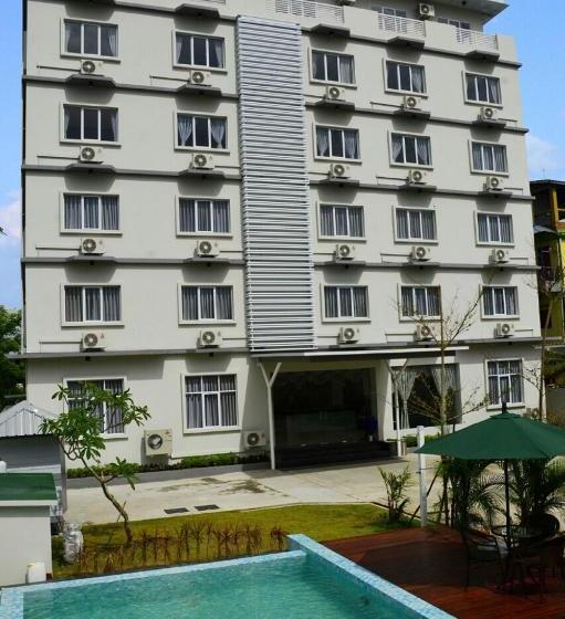 هتل Platinum River View