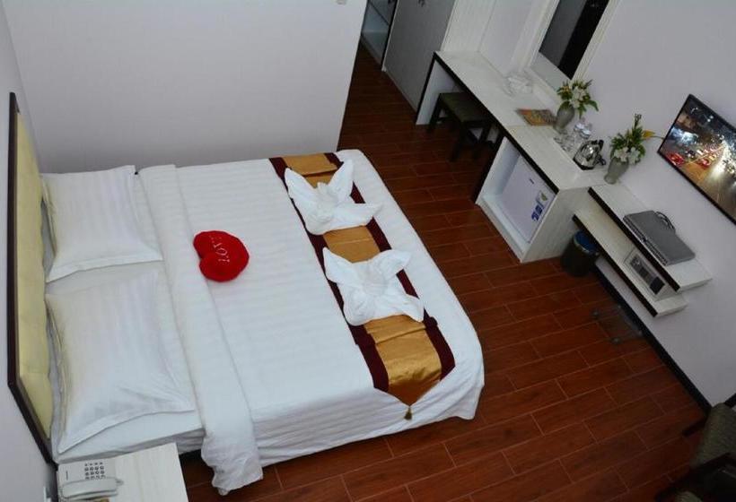 هتل Platinum River View