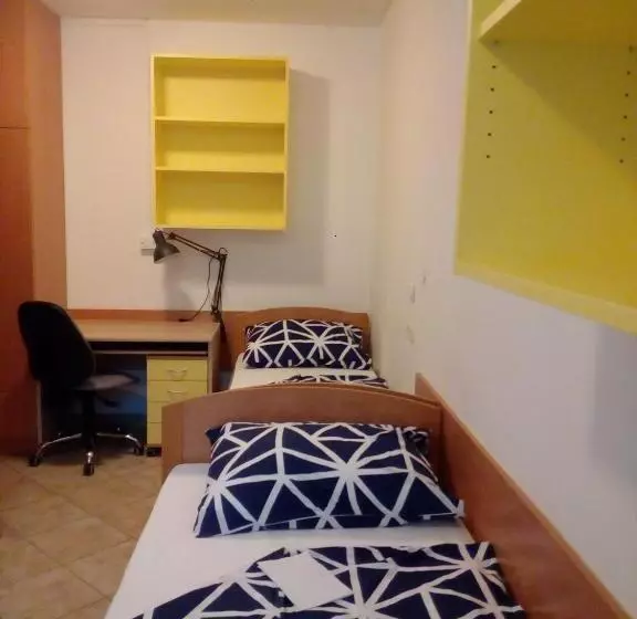 هتل Prenočišča Prisoje