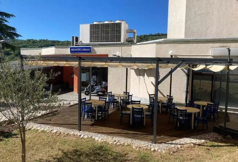 هتل Prenočišča Prisoje