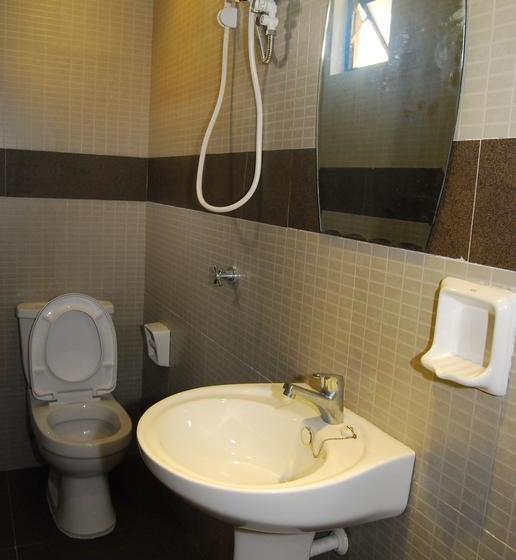 Stone House Hotel Manila