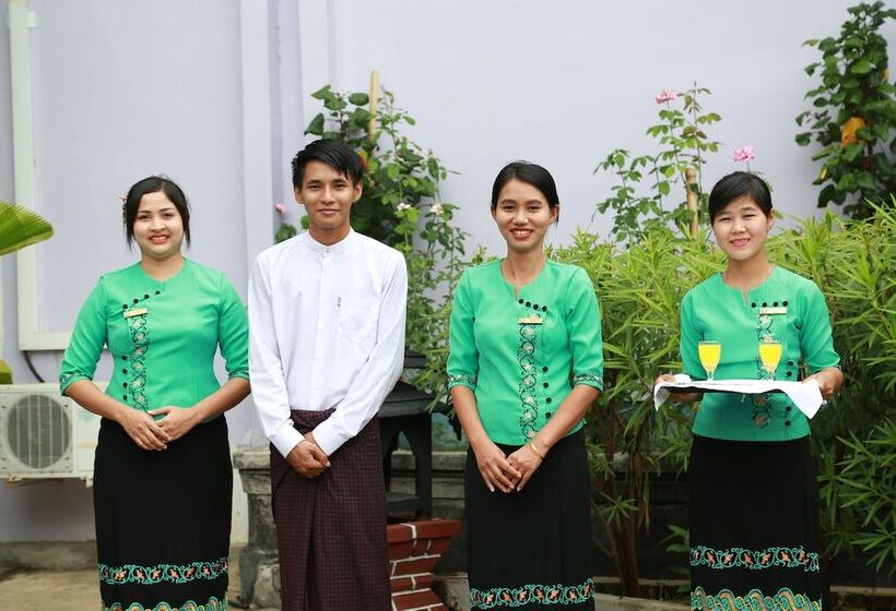 هتل The Floral Breeze Wun Zin