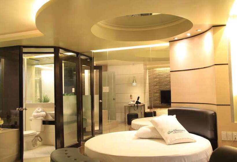 Мотель One Serenata Hotel Bacao