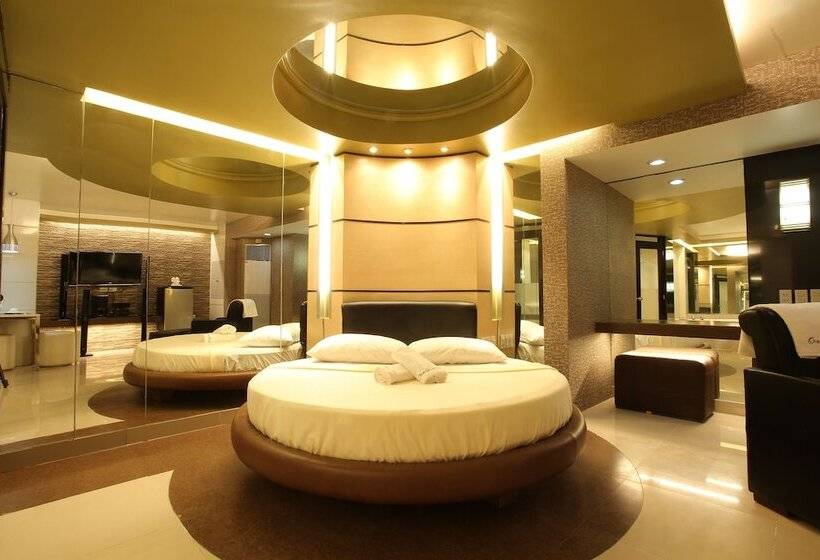 Мотель One Serenata Hotel Bacao