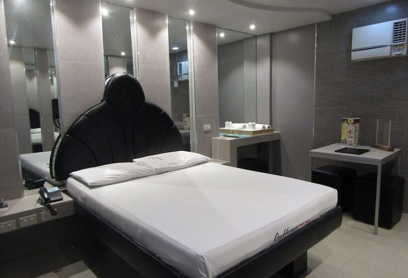 Мотель One Serenata Hotel Bacao