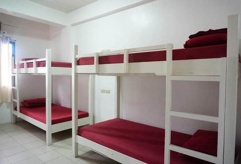 Tarasa Hostel