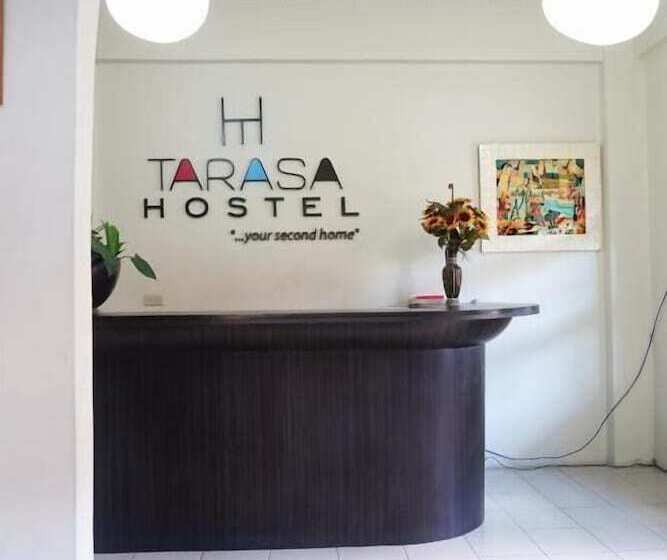 Tarasa Hostel