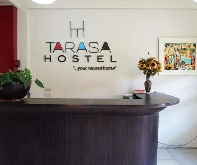Tarasa Hostel