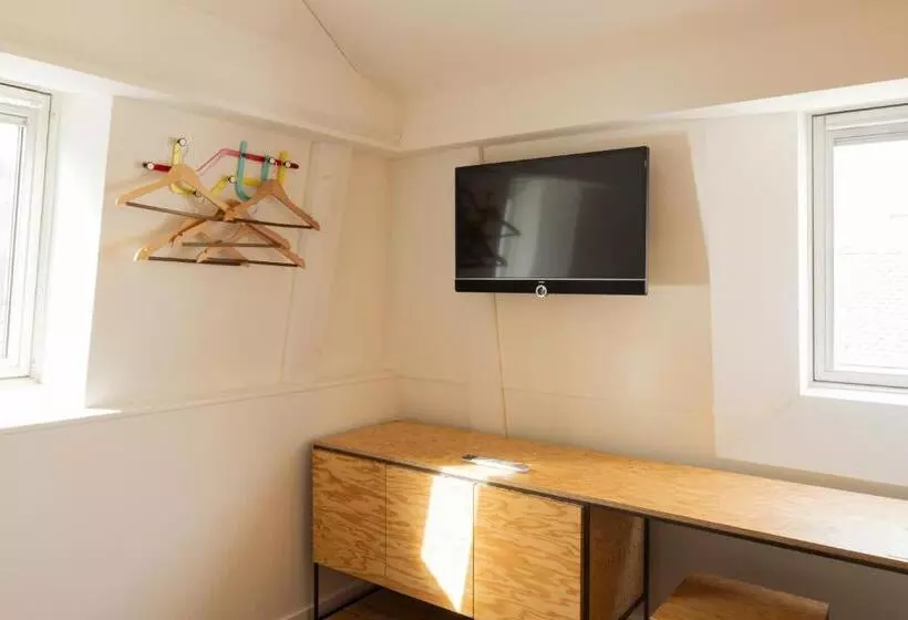پانسیون Fred Guest House Zürich Hauptbahnhof