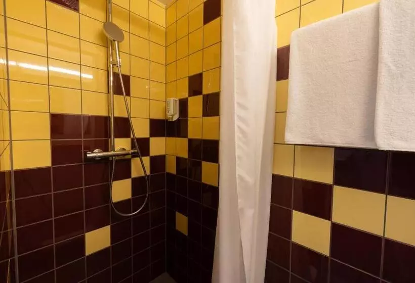 پانسیون Fred Guest House Zürich Hauptbahnhof