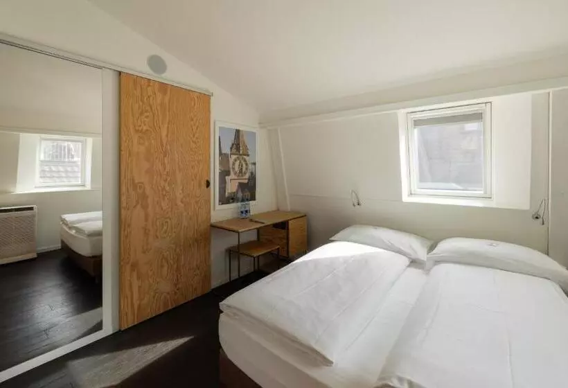 پانسیون Fred Guest House Zürich Hauptbahnhof