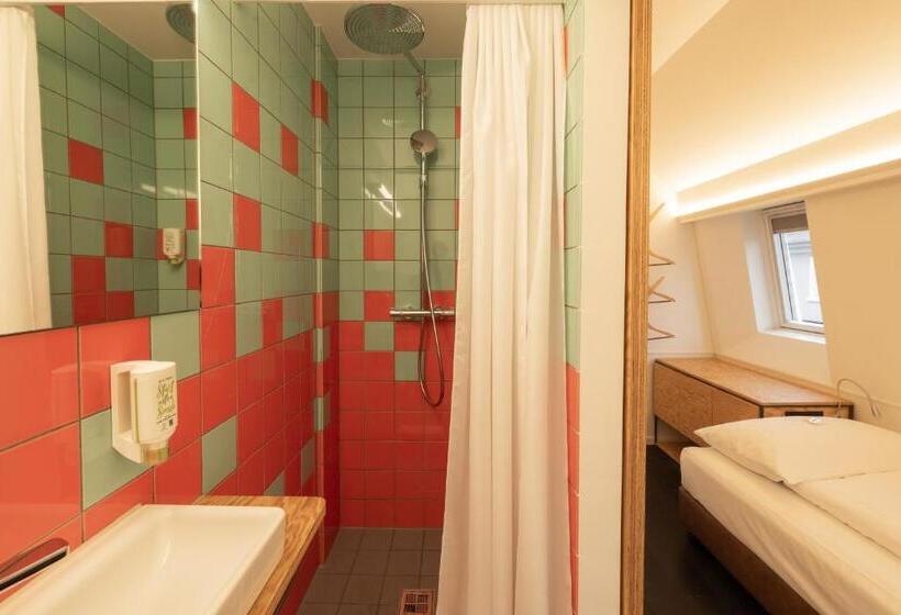 پانسیون Fred Guest House Zürich Hauptbahnhof