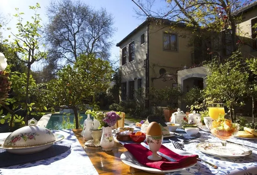 10 Alexander B&b