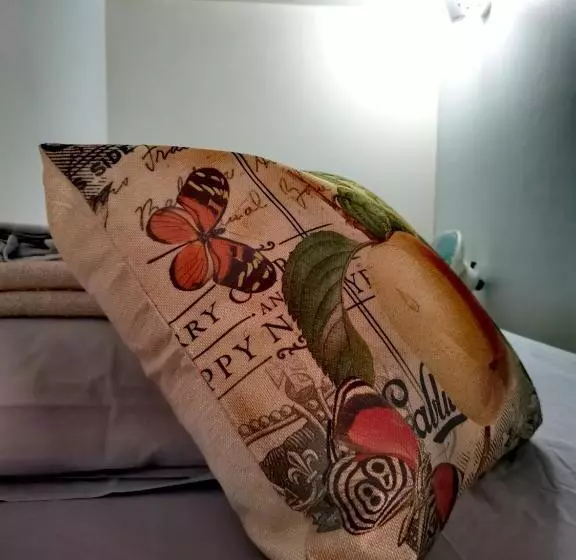Sojourn Beds & Cafe   Hostel