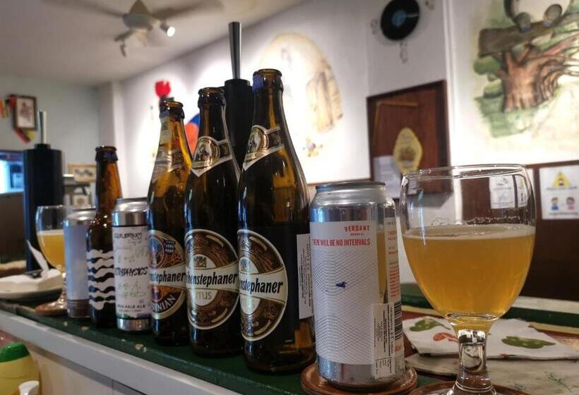 Sojourn Beds & Cafe   Hostel