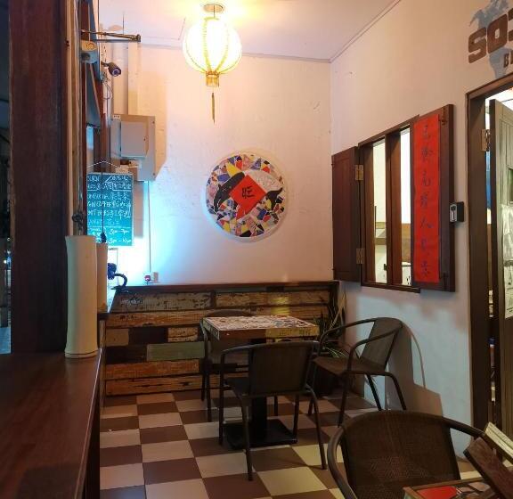 Sojourn Beds & Cafe   Hostel