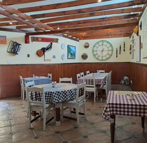 Amigos Bed & Breakfast   No Loadshedding
