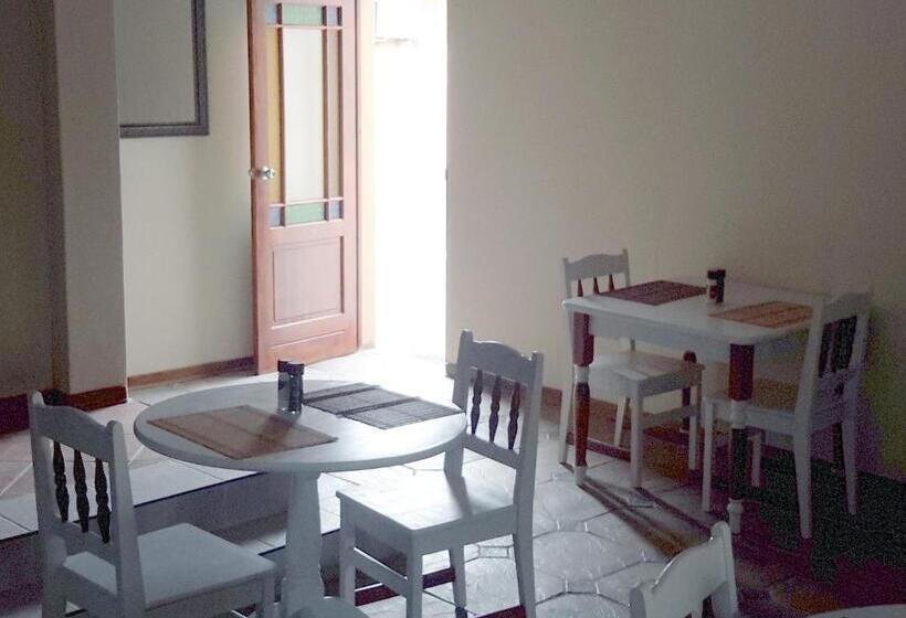 Amigos Bed & Breakfast No Loadshedding