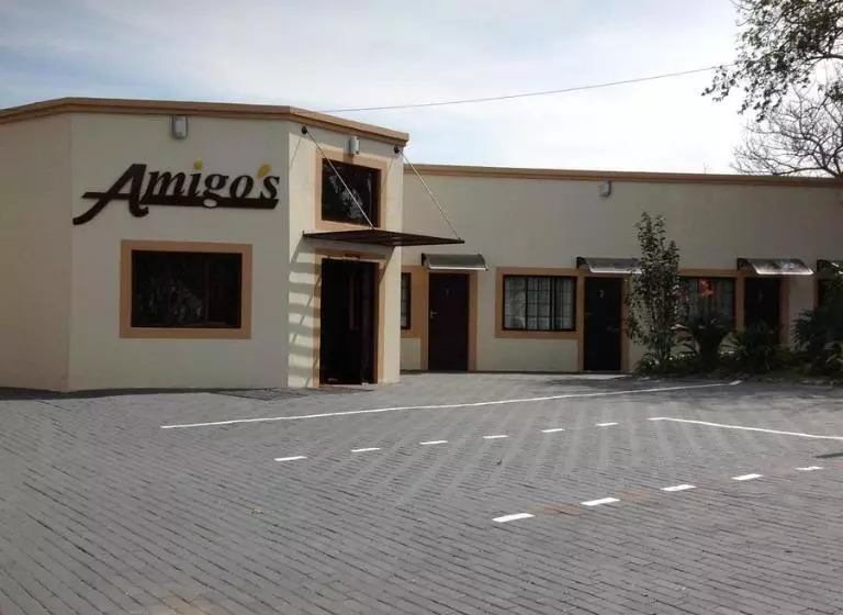 Amigos Bed & Breakfast   No Loadshedding