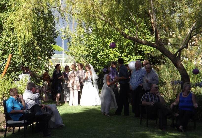 B&b Sauvignon Country Lodge