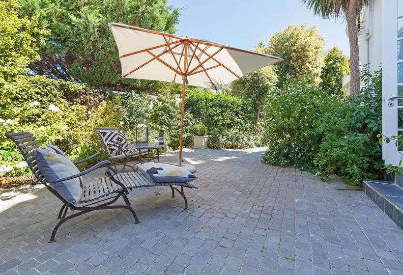 민박 14 On Klein Constantia