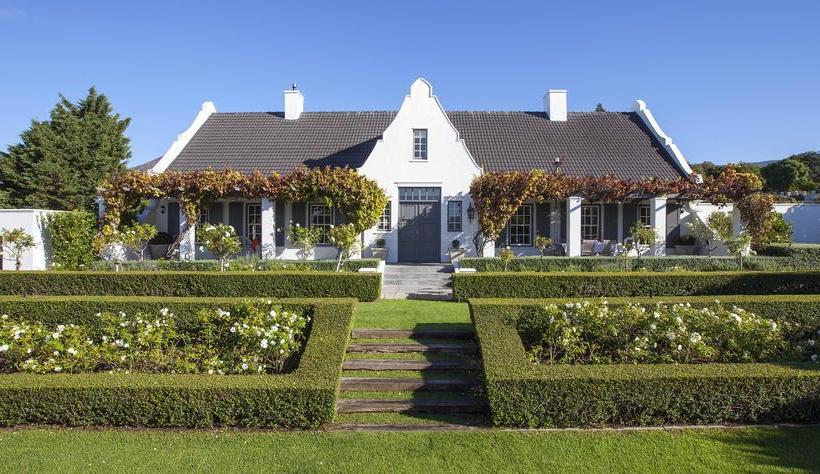 민박 14 On Klein Constantia