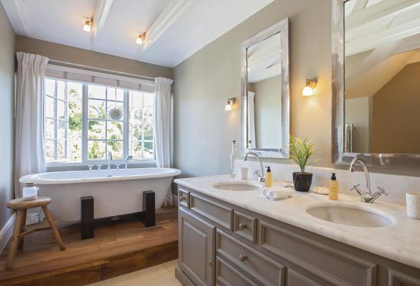 민박 14 On Klein Constantia