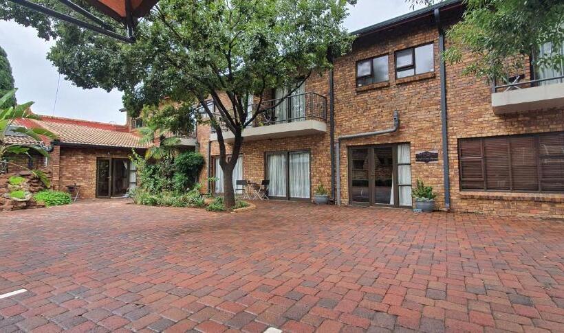 צימר Aero Lodge Guest House